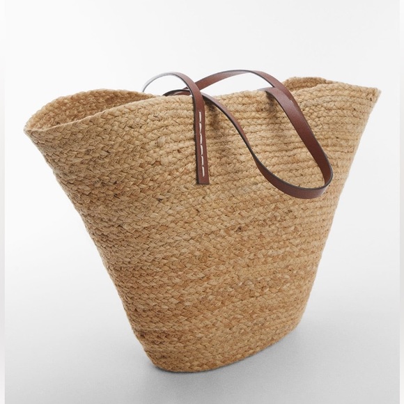 [₹1500 ] Mango Jute Construct Bucket Bag - Picture 3 of 5